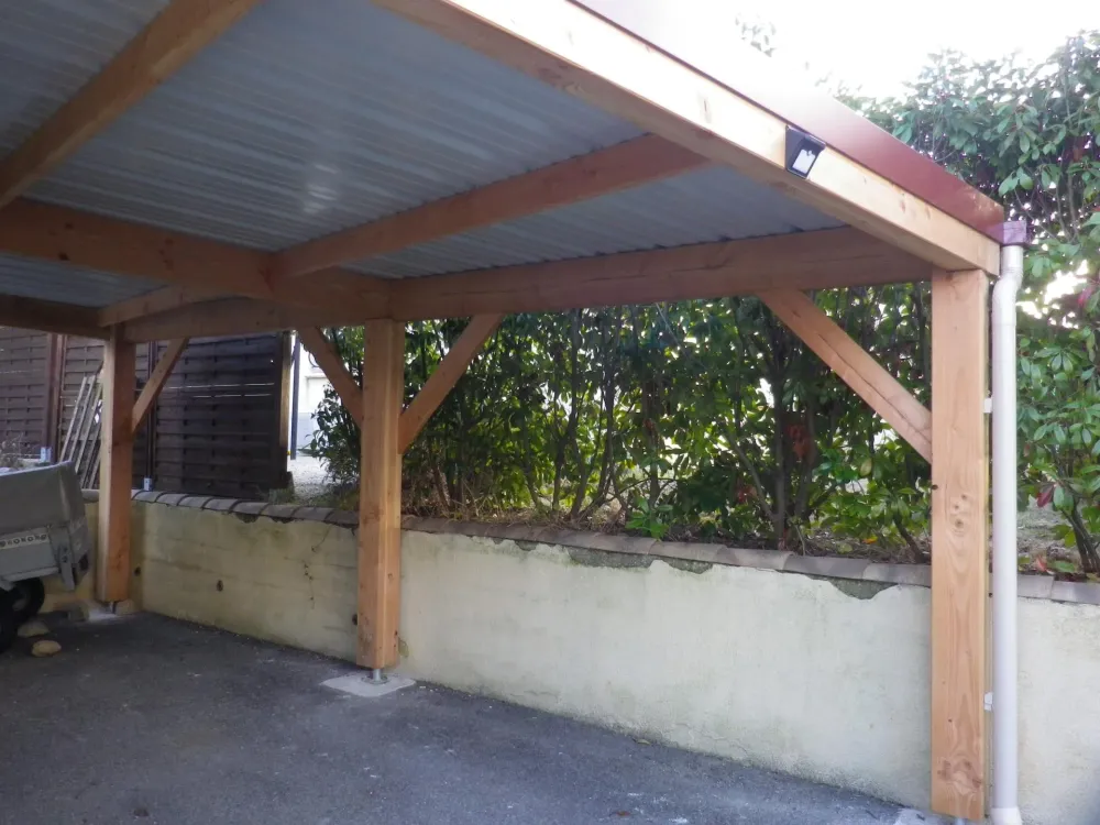 Carport à Saulce-sur-Rhône